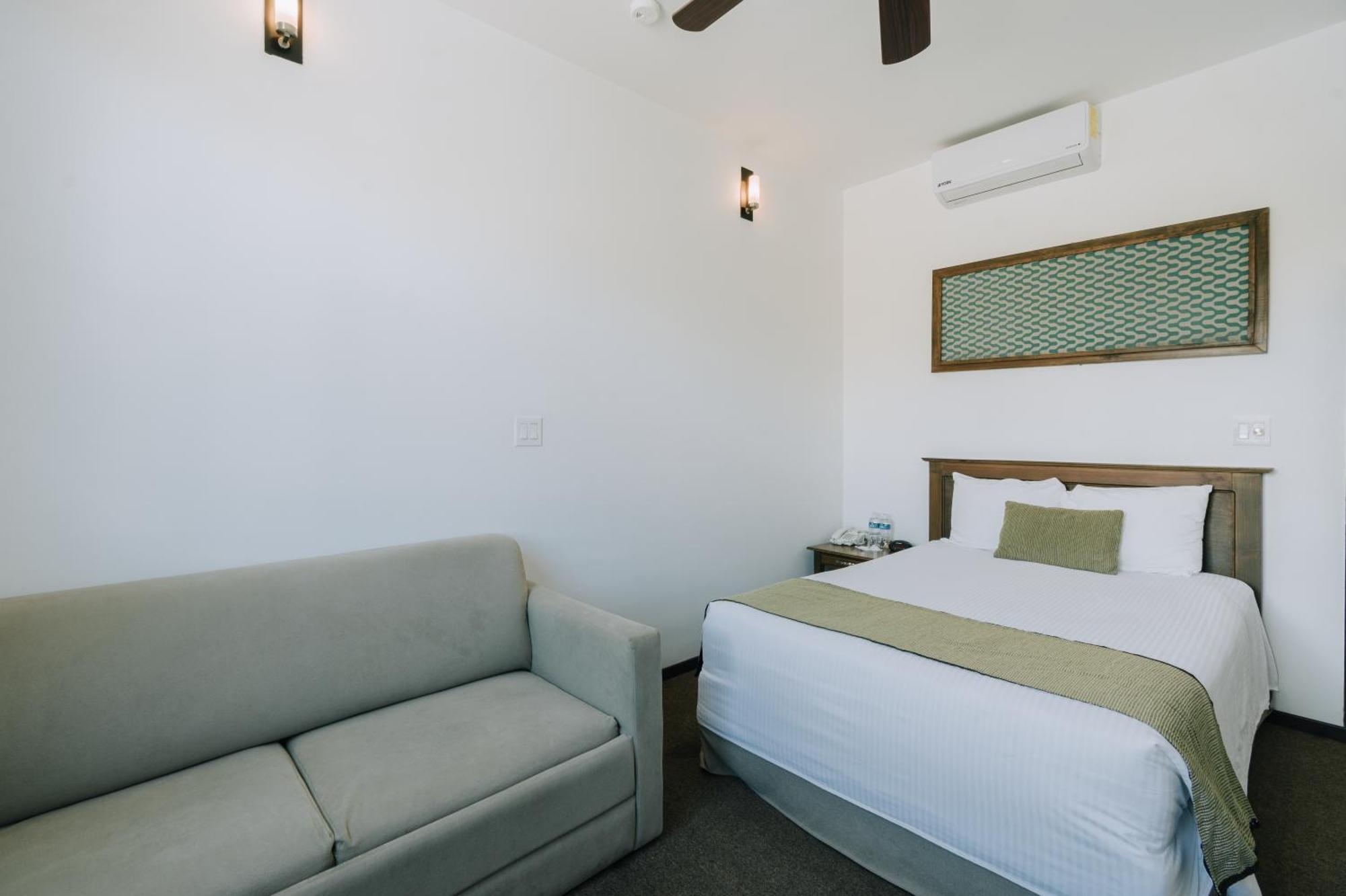 Hotel La Estacion Альенде Экстерьер фото