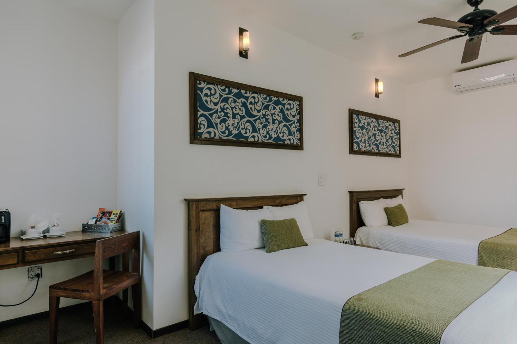 Hotel La Estacion Альенде Экстерьер фото